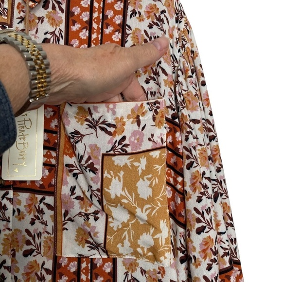 Jen’s Pirate Booty Multi Print Roma Lockhart Tunic Top in Roma Gold Sz S - Picture 8 of 14